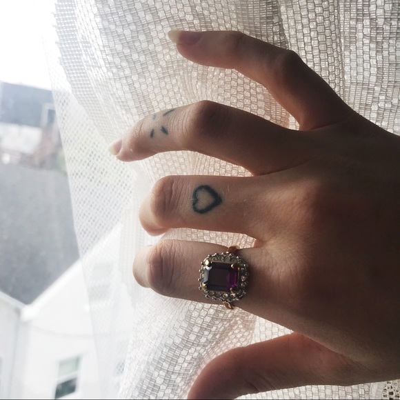 Vintage Jewelry - ✨ 80s [Vintage] costume jewelry ring